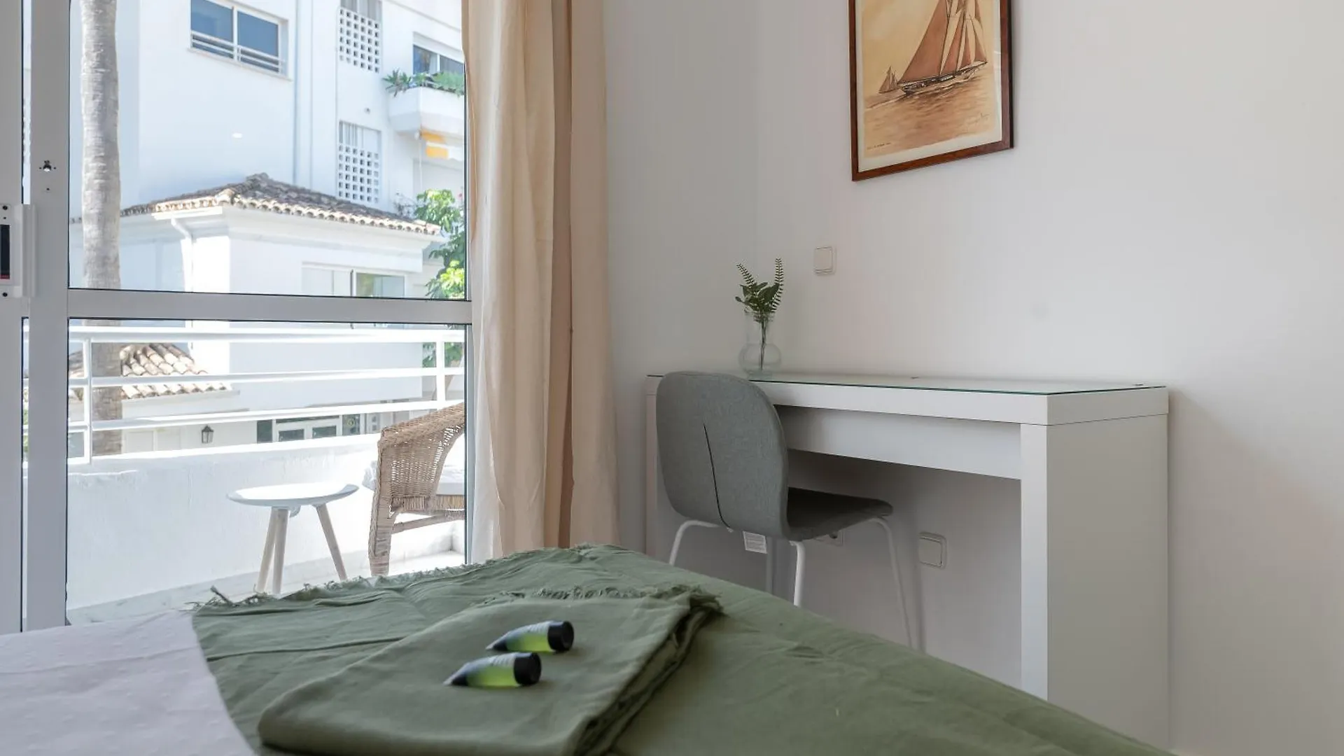 Lägenhet Stunning Duplex By The Golf & Terrace By The Beach Marbella Spanien